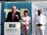 Oscar Goodman at the groundbreaking ceremonies for the Molasky Corporate Center, 2006
