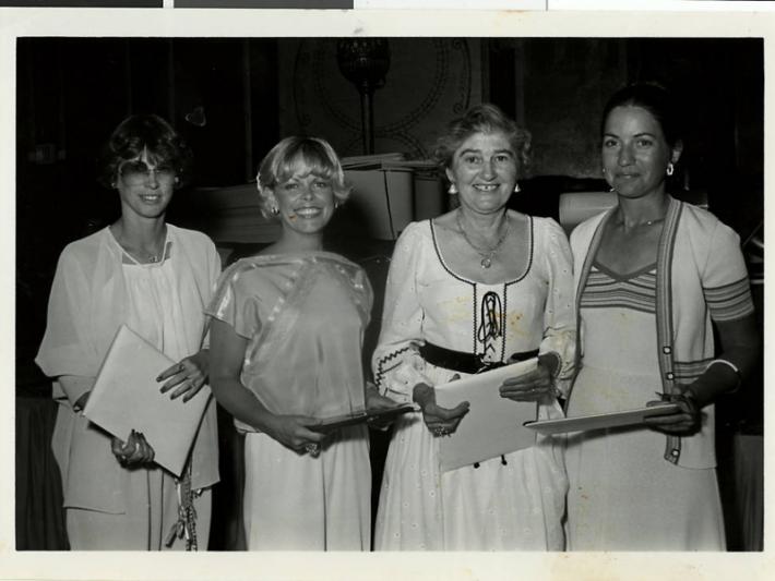 Susan Fine (left) with Gertrude Rudiak (right-center) and Roberta Sabbath (right)